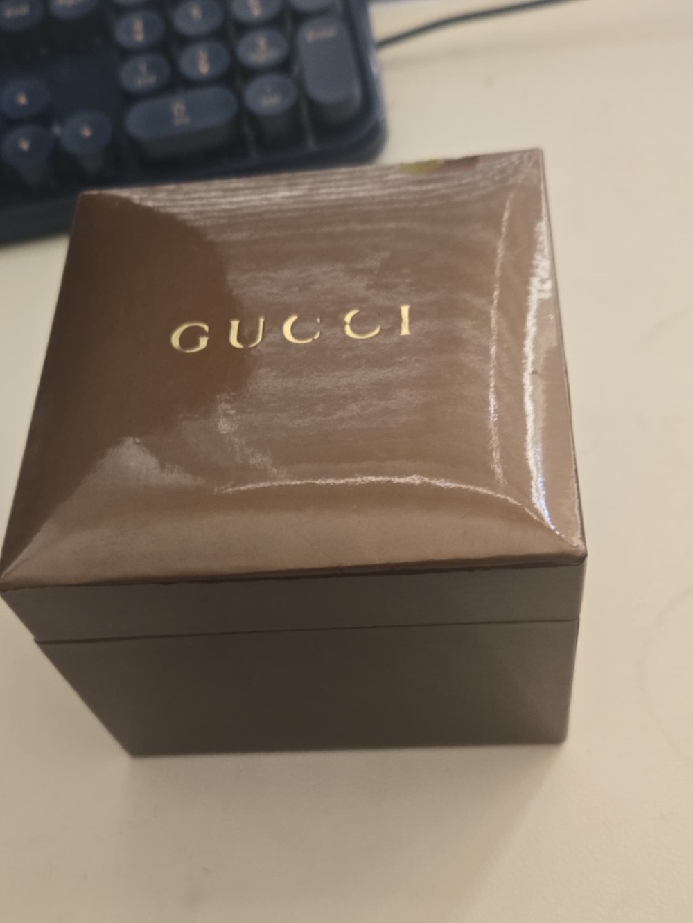 Gucci Silver Stainless Steel Bracelet Watch - Rectangular Dial - Picture 4 of 4